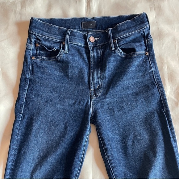 MOTHER- Insider Crop Step Fray Ankle Jeans in Dark Wash Here Kitty Kitty Size 25 - Picture 5 of 11